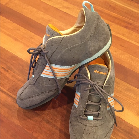 Reebok Shoes - Woman’s reebok sneakers